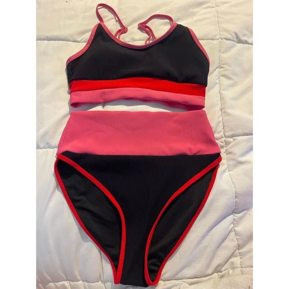 Stylish Two-Piece‎ Swimsuit Set Black Pink Red Contrast Trim Bathing Suit A-318